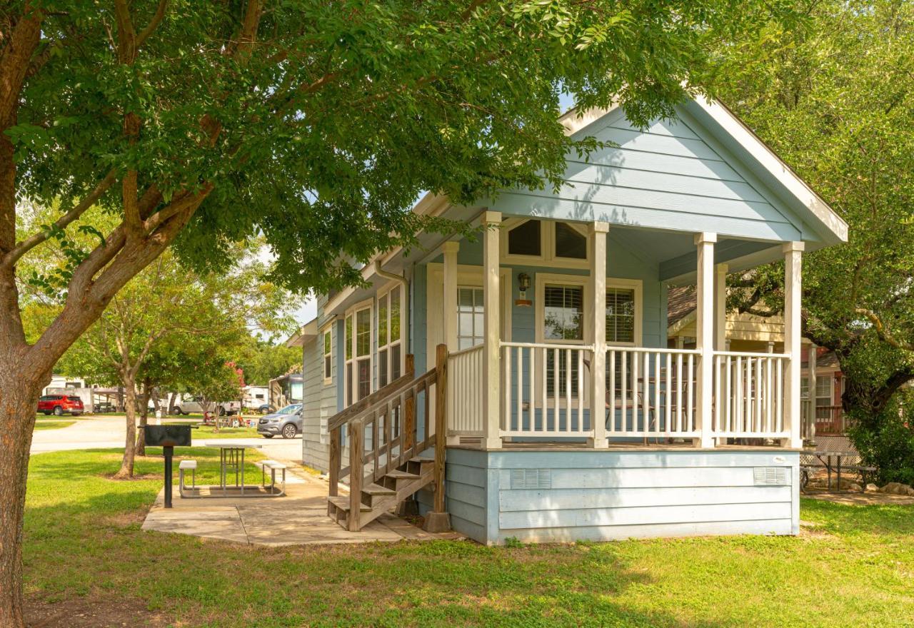 Sun Outdoors Lake Travis Hudson Bend Exterior photo