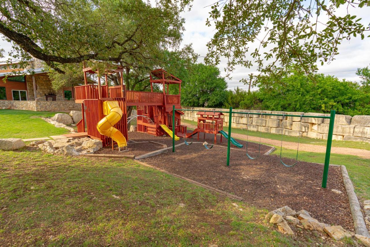Sun Outdoors Lake Travis Hudson Bend Exterior photo